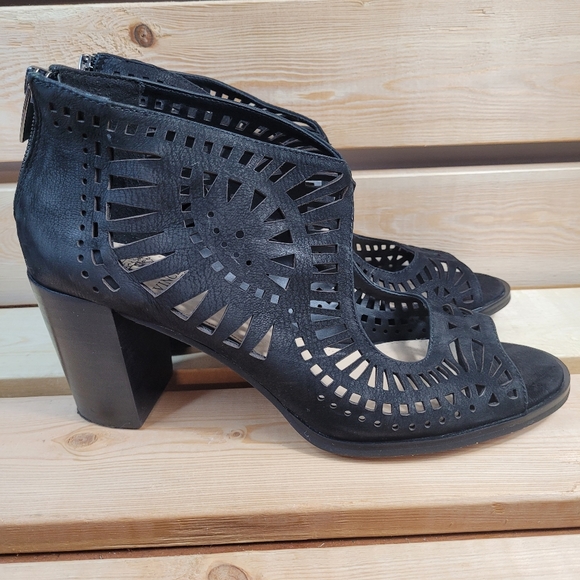 Vince Camuto Black heeled sandals women's size 8.5M - Picture 1 of 9